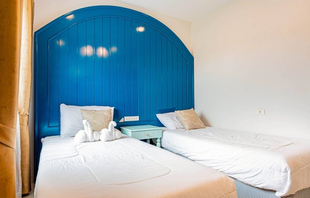 Baan Sino Phuket The Impact of Flexible Hotel Booking Options on Travel in Phuket Image